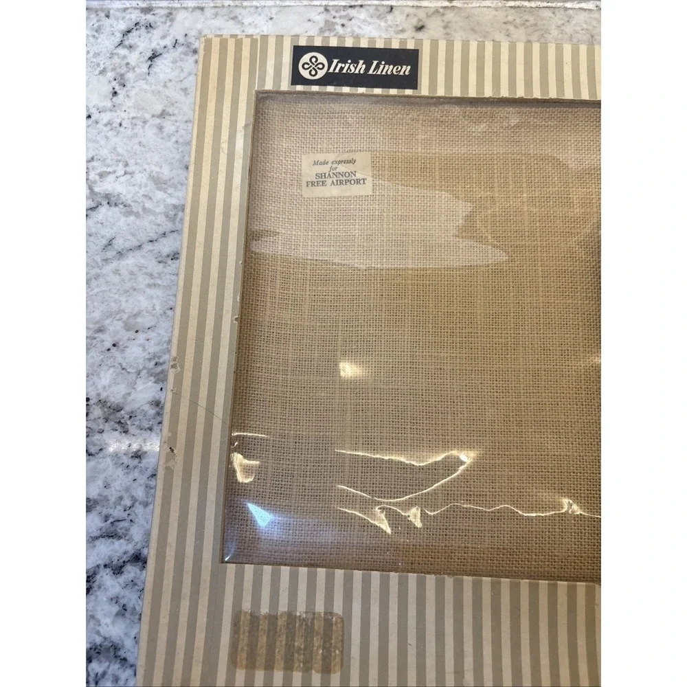 NOS‎ 8 Old Bleach Napkins/placemat Irish Linen Luncheon Set Original Box *READ*